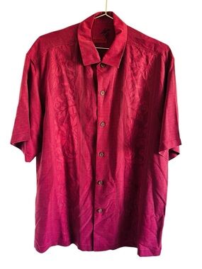 Tommy Bahama Red Short-Sleeve Button-Down Shirt with Subtle Jacquard